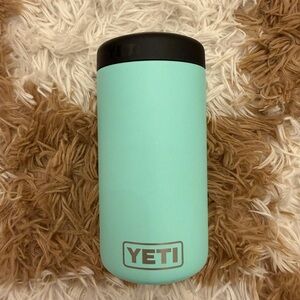 YETI Seafoam Can Cooler